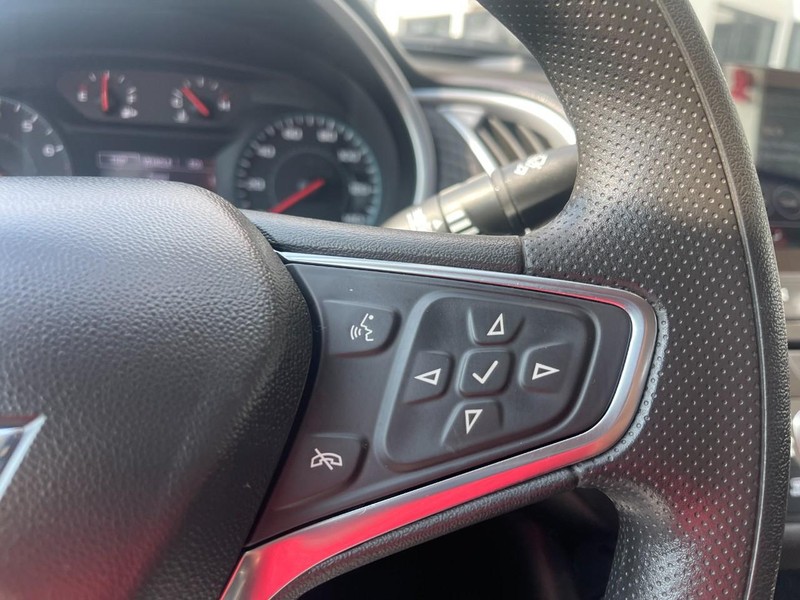 Chevrolet Malibu Vehicle Image 22