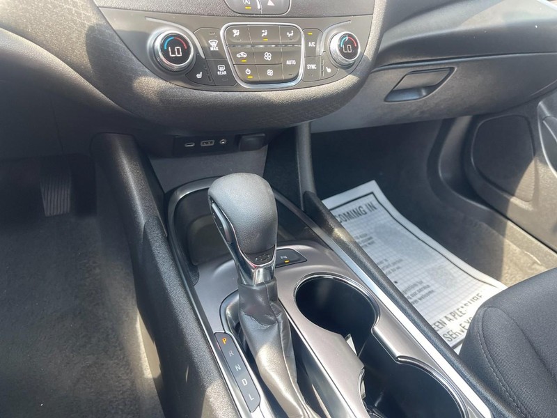 Chevrolet Malibu Vehicle Image 27