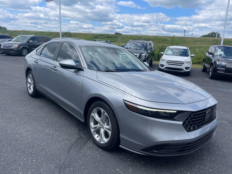 Honda Accord Sedan Vehicle Image 02