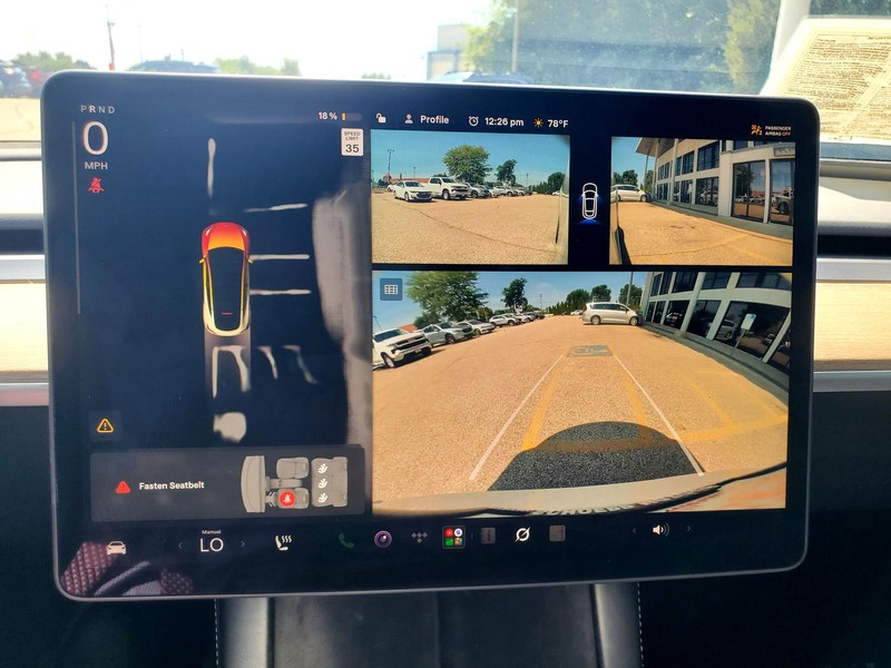 Tesla Model Y Vehicle Image 11