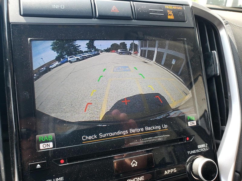 Subaru Ascent Vehicle Image 11
