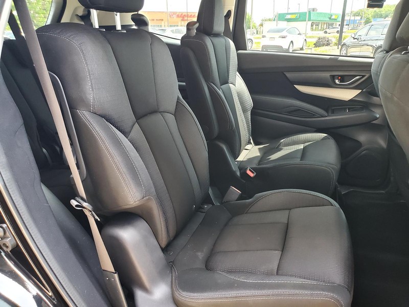 Subaru Ascent Vehicle Image 14