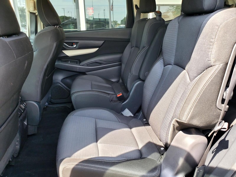 Subaru Ascent Vehicle Image 15