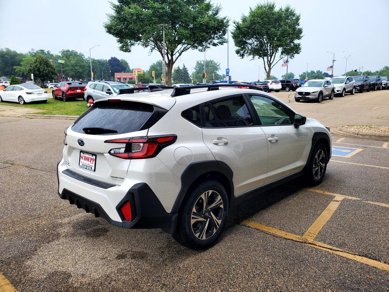 Subaru Crosstrek Vehicle Image 05