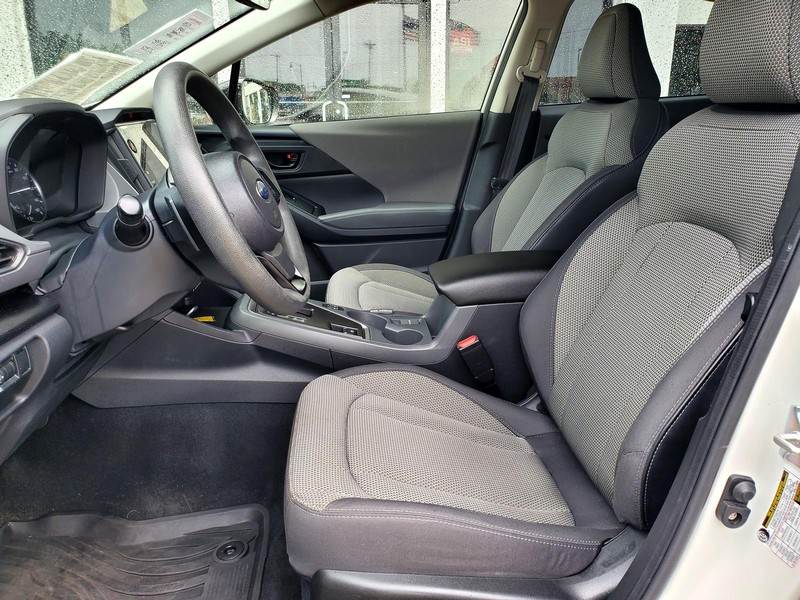 Subaru Crosstrek Vehicle Image 13