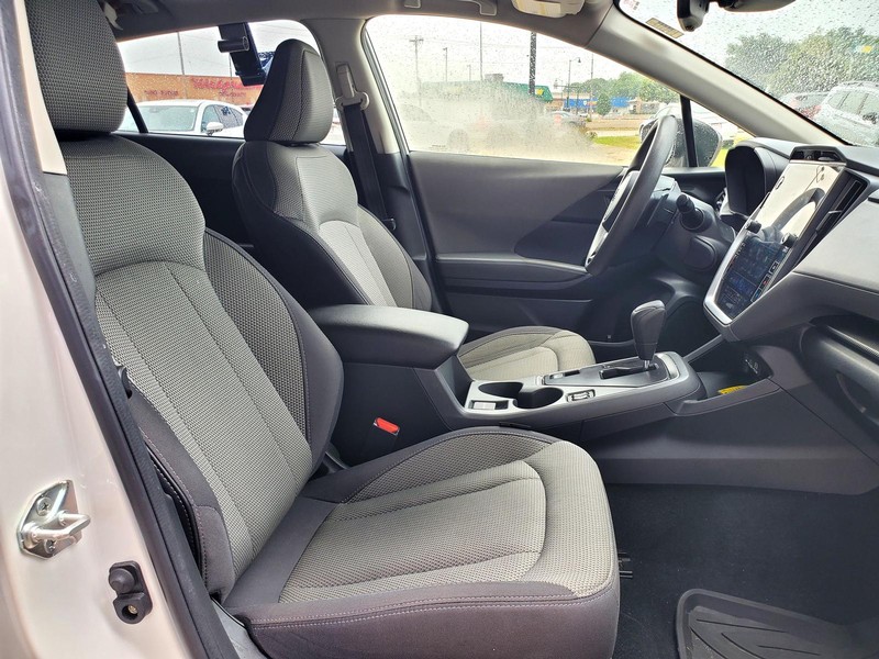 Subaru Crosstrek Vehicle Image 14