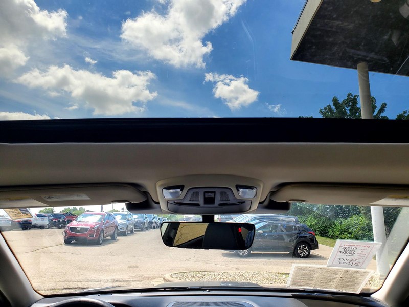 Subaru Outback Vehicle Image 12