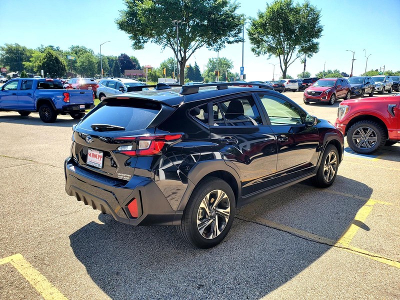Subaru Crosstrek Vehicle Image 05
