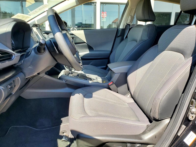 Subaru Crosstrek Vehicle Image 13