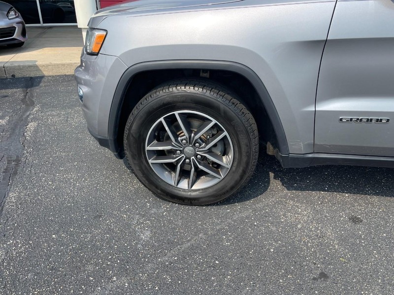 Jeep Grand Cherokee Vehicle Image 06