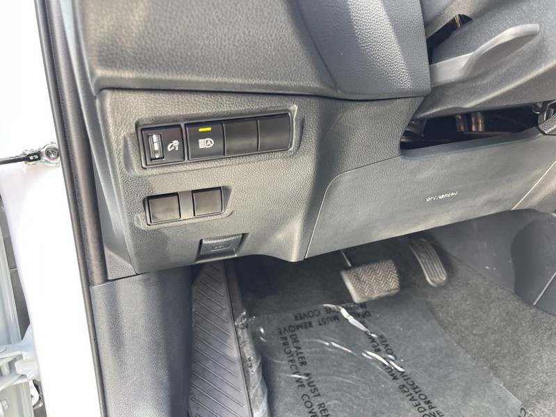 Toyota Corolla Cross Vehicle Image 21