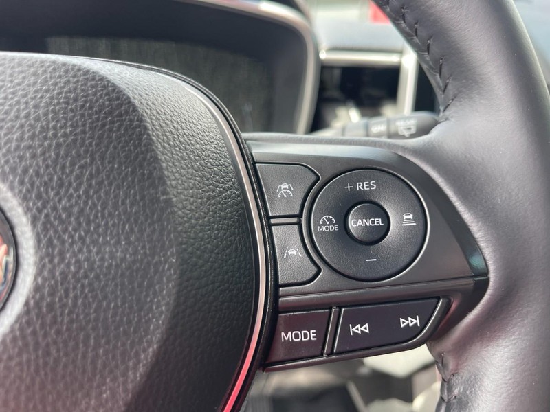 Toyota Corolla Cross Vehicle Image 24
