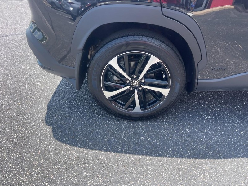 Toyota Corolla Cross Vehicle Image 08