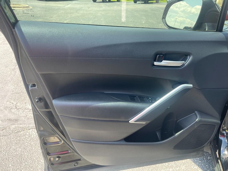 Toyota Corolla Cross Vehicle Image 20