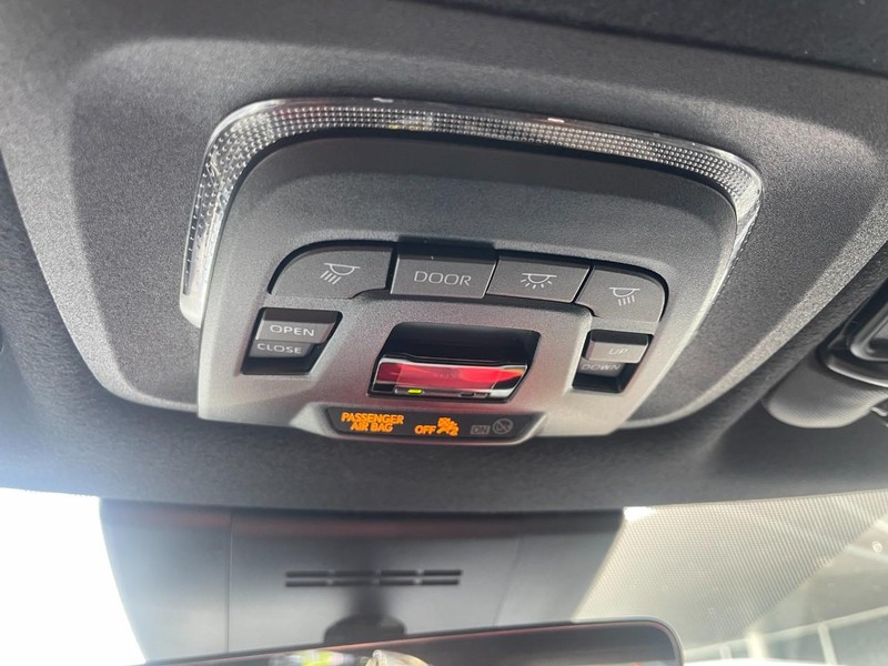 Toyota Corolla Cross Vehicle Image 33