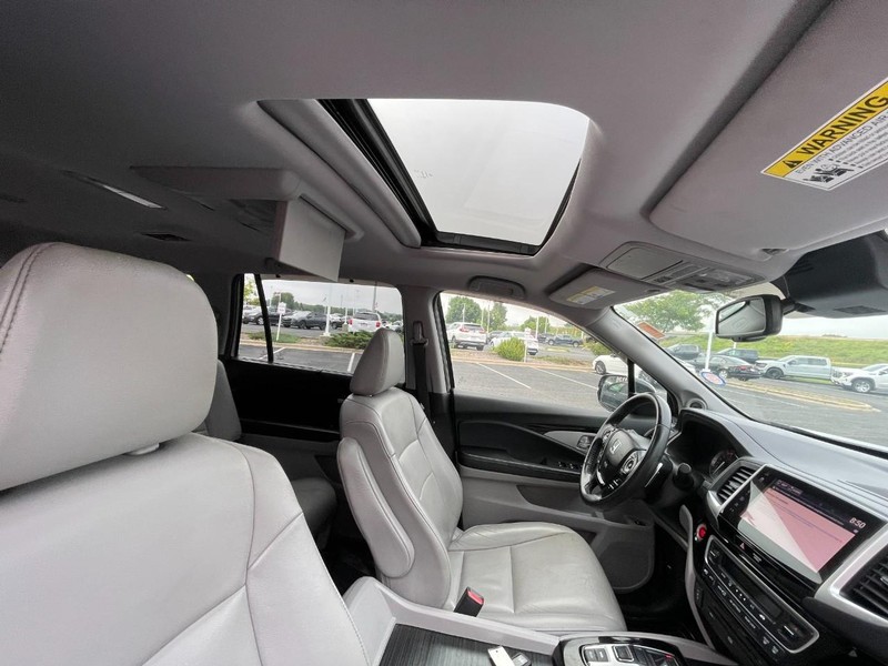 Honda Pilot Vehicle Image 11