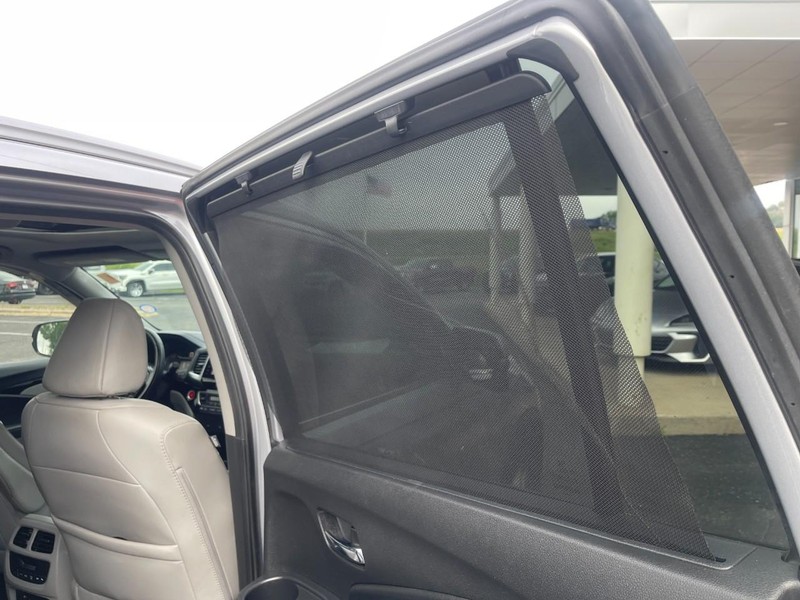 Honda Pilot Vehicle Image 18