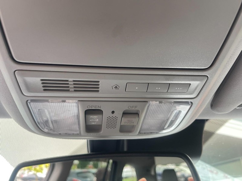 Honda Pilot Vehicle Image 38