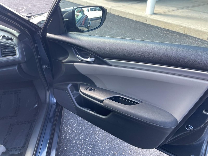 Honda Civic Sedan Vehicle Image 07
