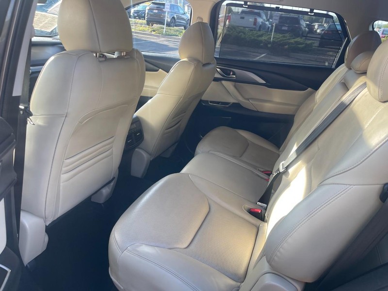 Mazda CX-9 Vehicle Image 14