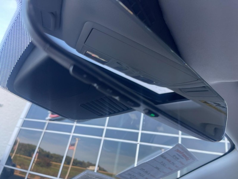 Mazda CX-9 Vehicle Image 24