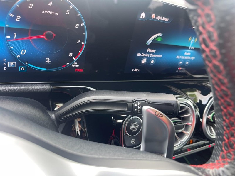Mercedes-Benz GLA Vehicle Image 26