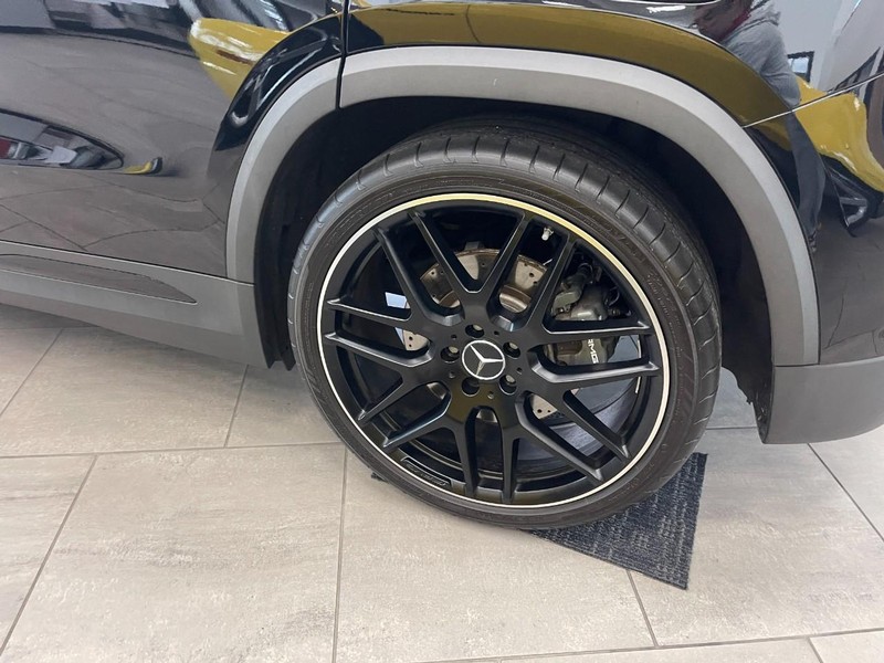 Mercedes-Benz GLA Vehicle Image 34