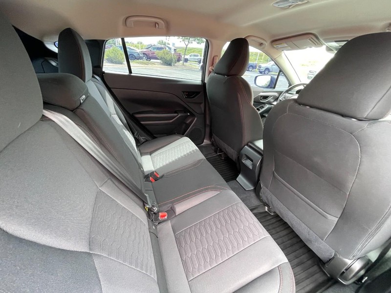 Subaru Impreza Vehicle Image 09