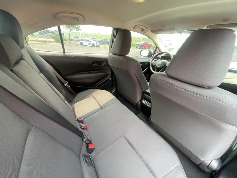 Toyota Corolla Vehicle Image 09