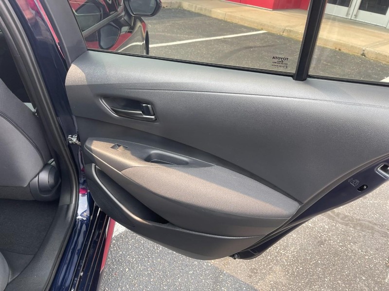 Toyota Corolla Vehicle Image 10