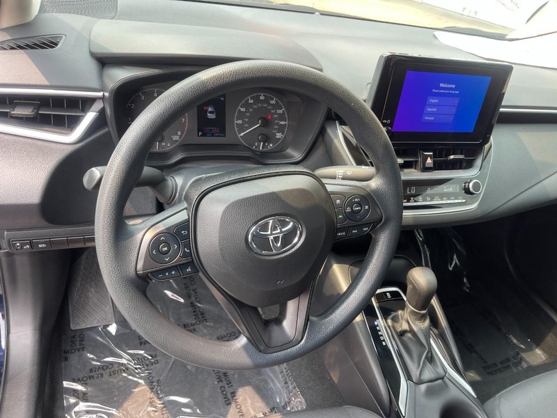 Toyota Corolla Vehicle Image 15