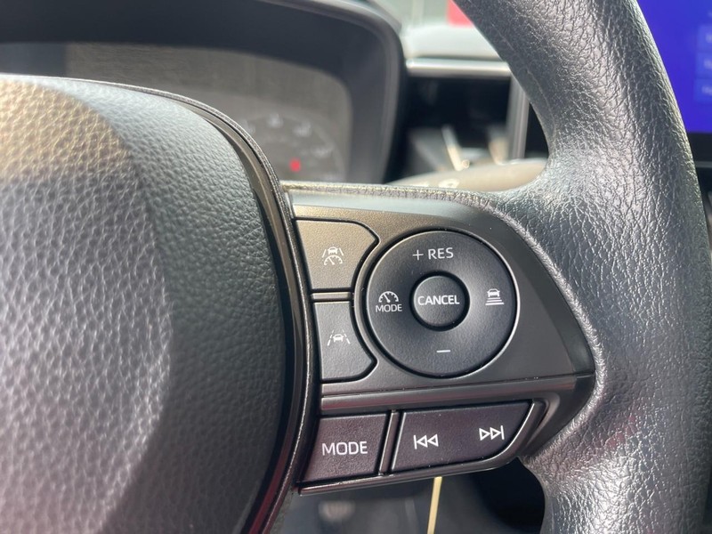 Toyota Corolla Vehicle Image 18