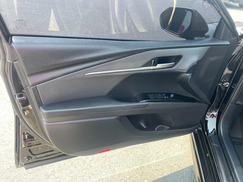 Toyota Camry Vehicle Image 19