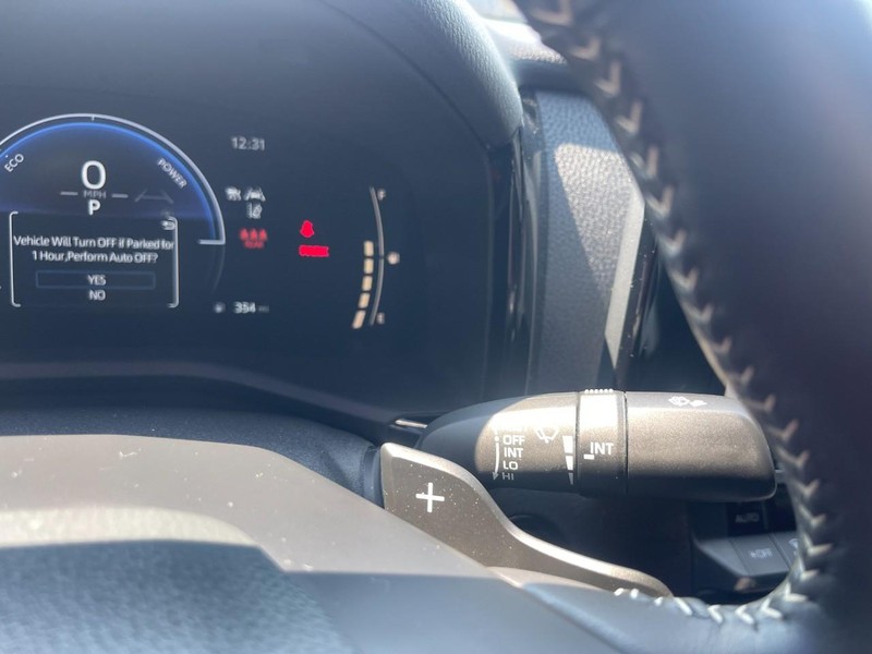 Toyota Camry Vehicle Image 25