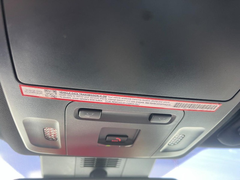 Toyota Camry Vehicle Image 32
