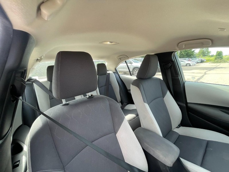 Toyota Corolla Vehicle Image 04