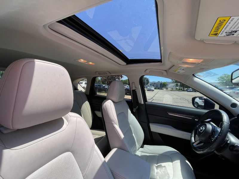 Mazda CX-5 Vehicle Image 03