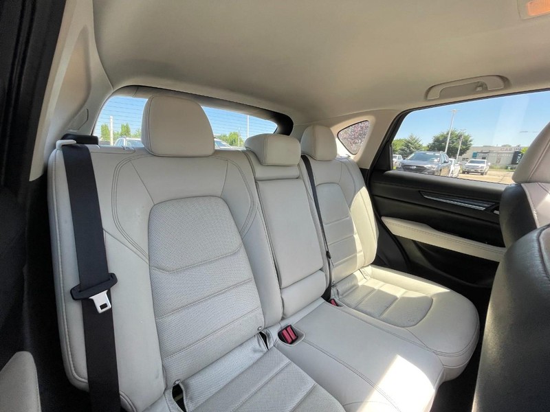 Mazda CX-5 Vehicle Image 05