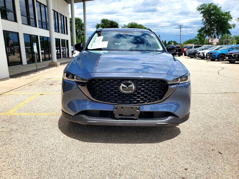 Mazda CX-5 Vehicle Image 02