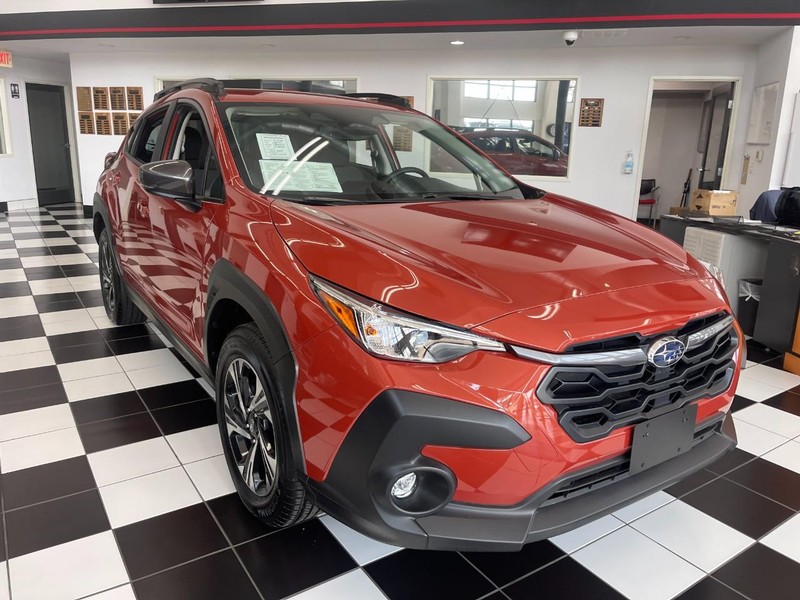 Subaru Crosstrek Vehicle Image 02