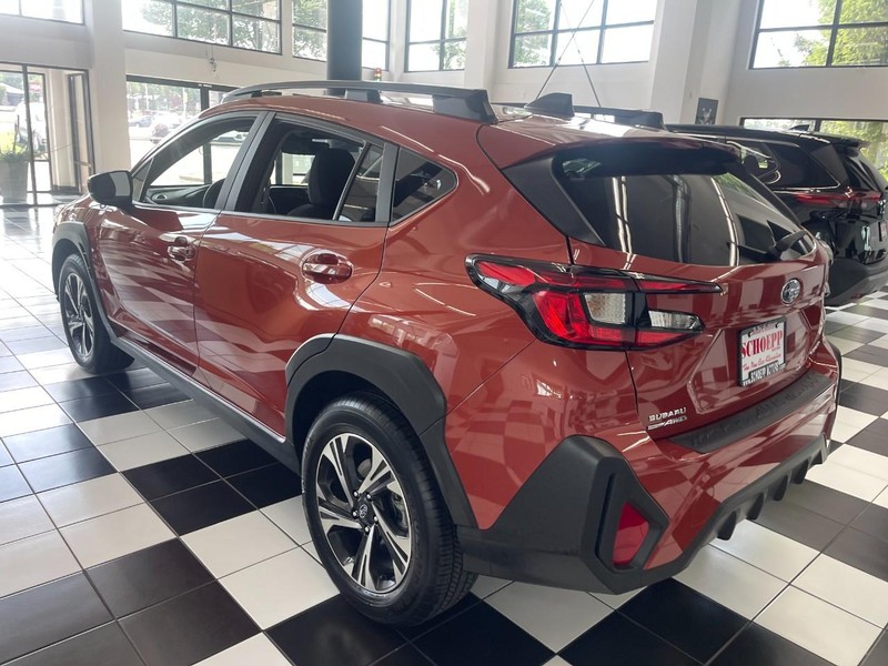 Subaru Crosstrek Vehicle Image 04