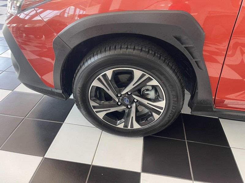 Subaru Crosstrek Vehicle Image 06