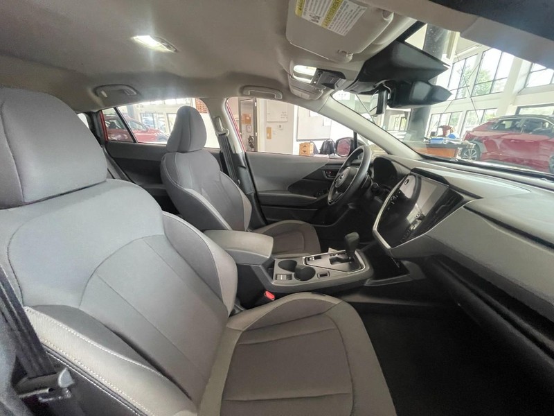 Subaru Crosstrek Vehicle Image 10