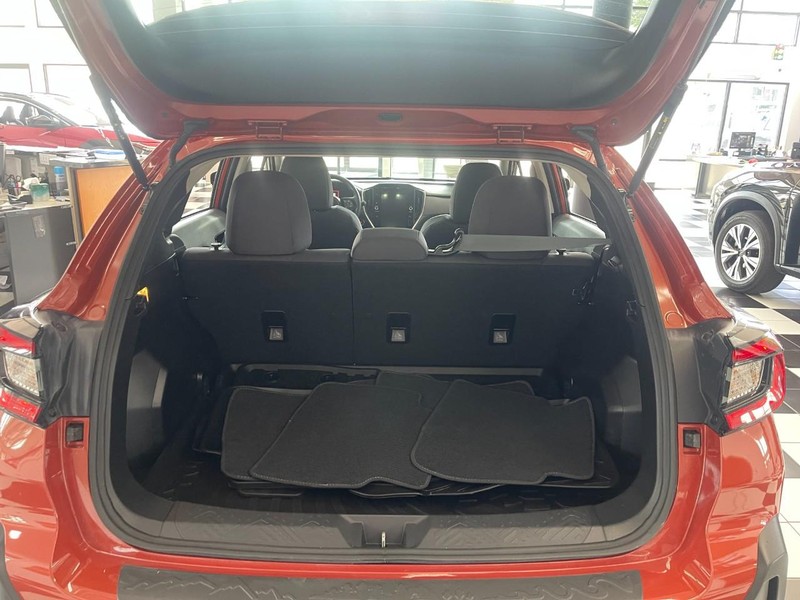 Subaru Crosstrek Vehicle Image 15