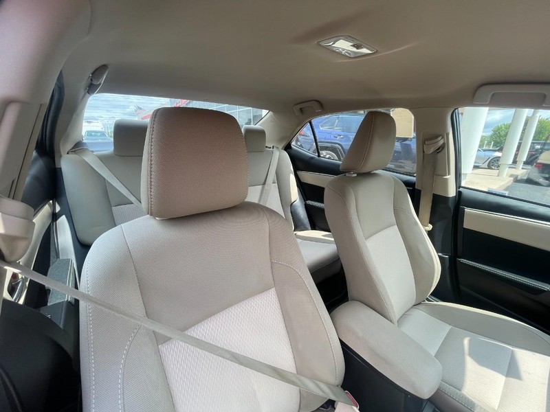 Toyota Corolla Vehicle Image 04