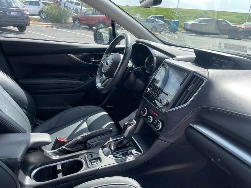 Subaru Impreza Vehicle Image 03
