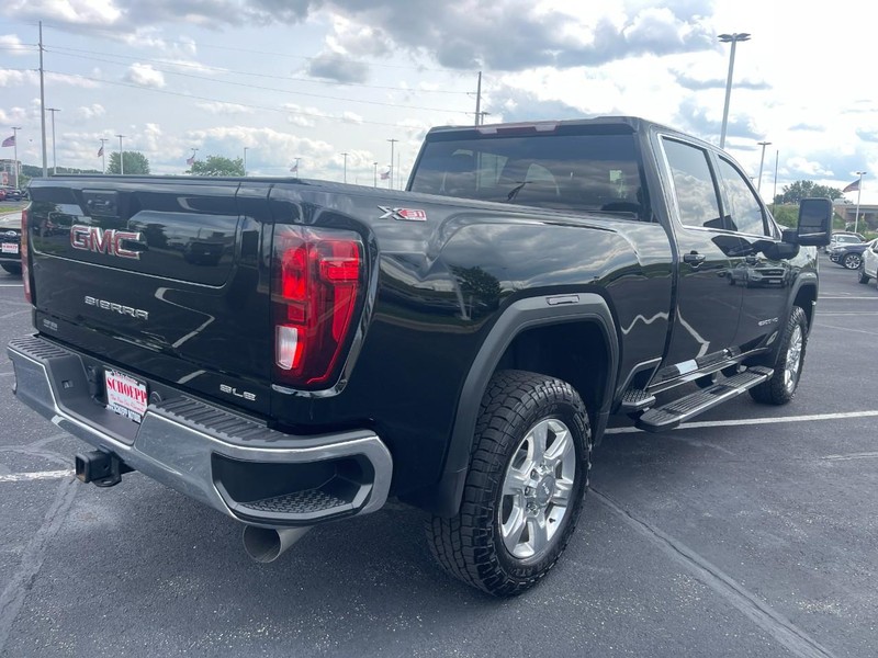 GMC Sierra 2500HD Vehicle Image 03