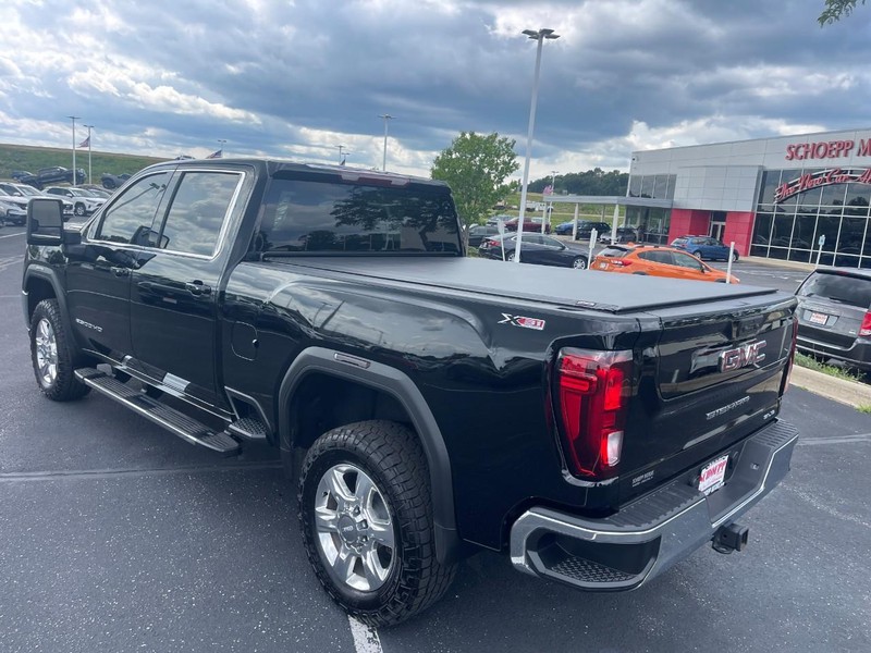 GMC Sierra 2500HD Vehicle Image 05