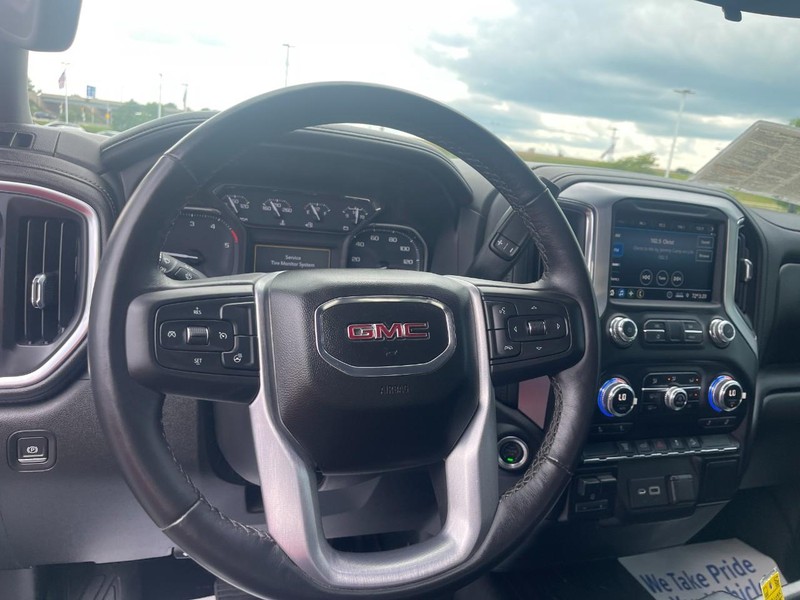 GMC Sierra 2500HD Vehicle Image 22