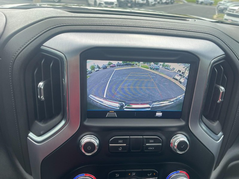 GMC Sierra 2500HD Vehicle Image 30